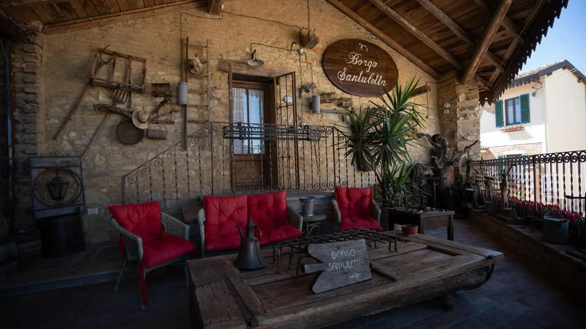 ファームステイ Santa Giuletta Borgo Santulettaヴィラ イタリア